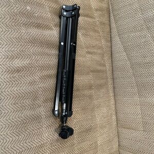 Compact Black Tripod Extendable/Foldable